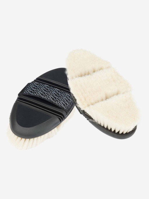 Brosse douce poils de chèvre Flexi LeMieux Brosse douce poils de chèvre Flexi LeMieux