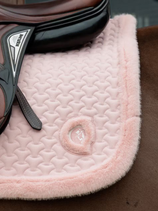Tapis de selle Plaited Fake Fur jumping Kentucky