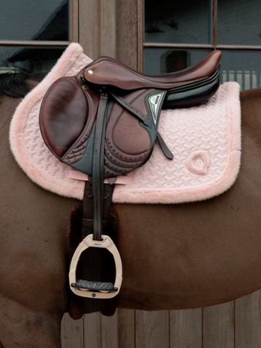 Tapis de selle Plaited Fake Fur jumping Kentucky