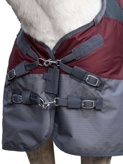 Couverture d'extérieur high neck Yukon 600D 100g HKM