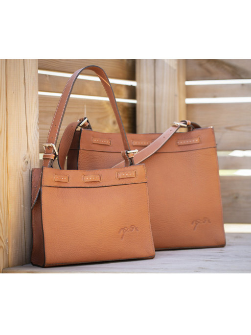 Sac en cuir Pauline Pénélope marron ambiance