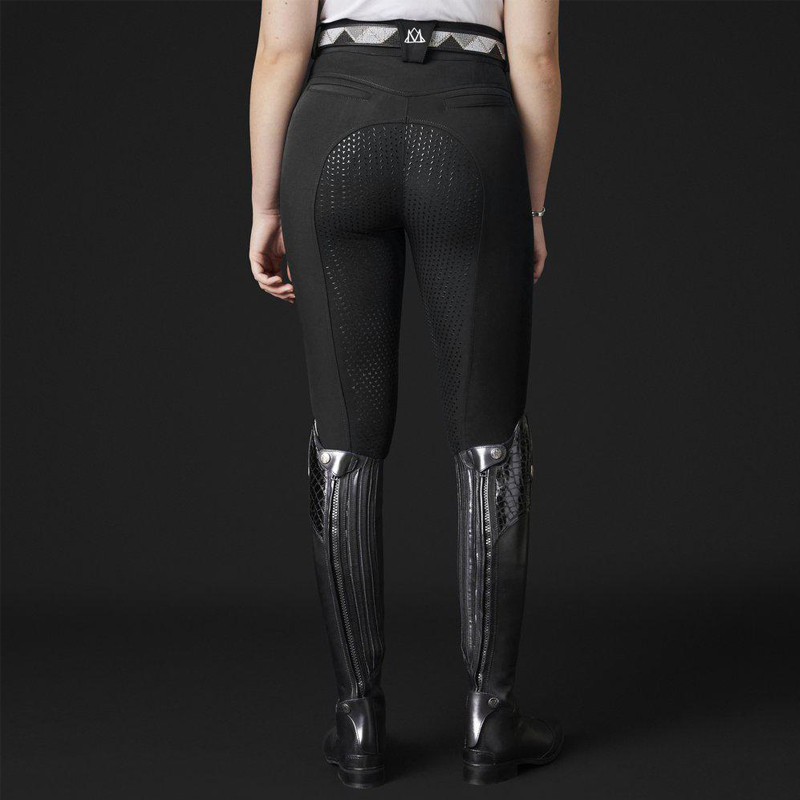 Pantalon d'équitation Diana Mountain Horse noir ambiance
