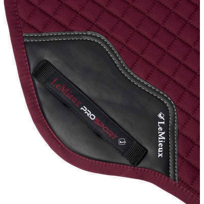 Tapis de selle Cotton Close Contact Square LeMieux